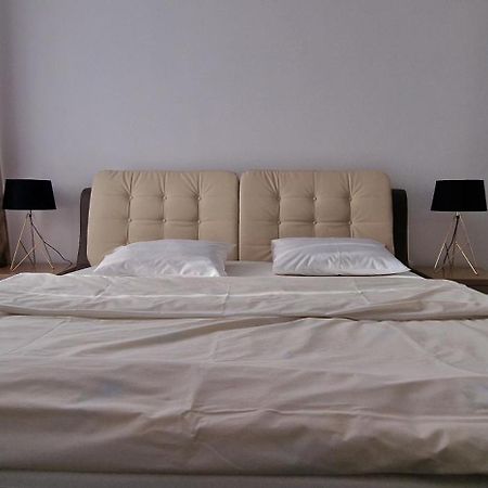 Apartament Maradeya Navodari Ngoại thất bức ảnh
